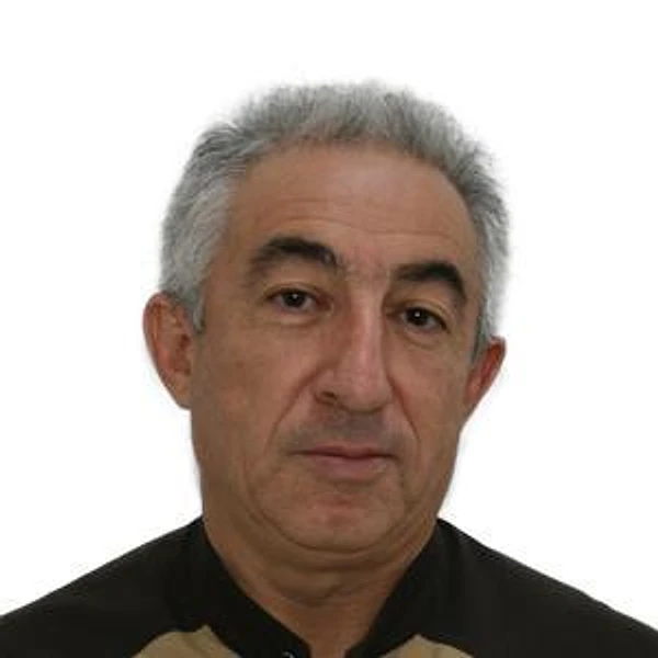 Яксыбаев Илья Робертович — Хирург, Эндоскопист, Химки