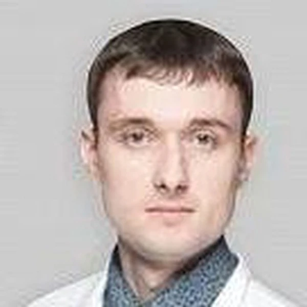 Хаенок Руслан Петрович — Хирург, Брянск