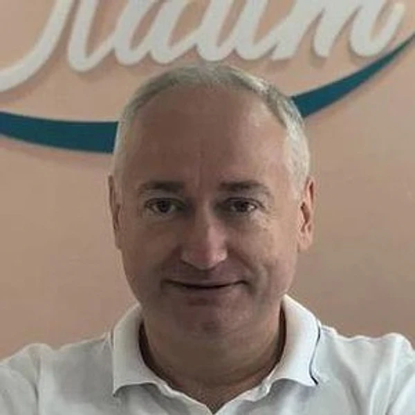 Филюстин Геннадий Евгеньевич — Стоматолог, Стоматолог-имплантолог, Стоматолог-ортопед, Стоматолог-хирург, Брянск