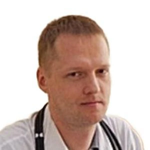 Козлов Станислав Сергеевич — Терапевт, Киров