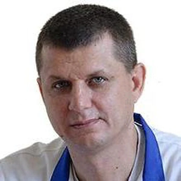 Буй Глеб Евгеньевич — Проктолог (колопроктолог), Феодосия