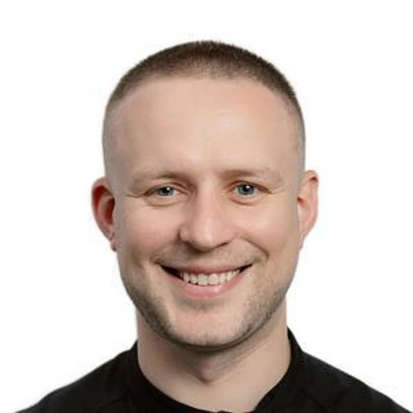 Кузьменко Владимир Александрович — Стоматолог, Иваново