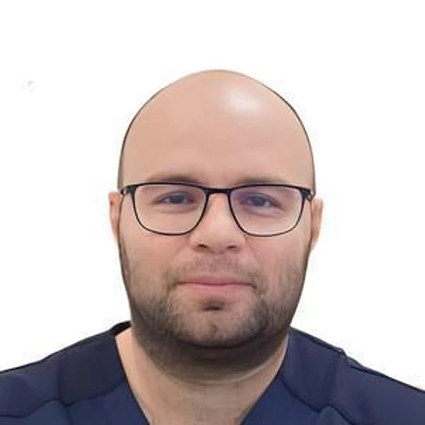 Гутнов Алан Витальевич — Травматолог, Ортопед, Мурманск