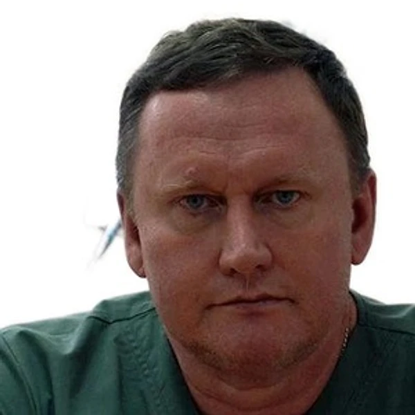 Следников Александр Леонидович — Стоматолог-имплантолог, Стоматолог, Стоматолог-ортопед, Стоматолог-хирург, Ярославль