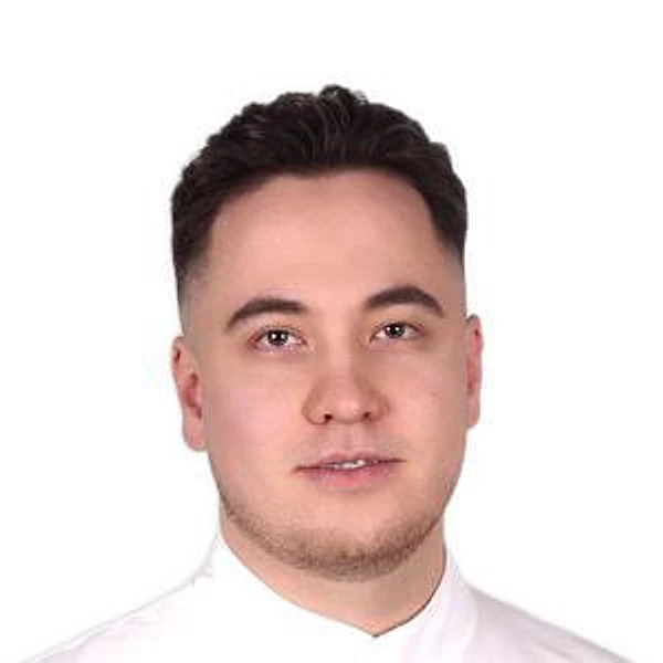 Адгамов Данияр Рафаилевич — Стоматолог-имплантолог, Стоматолог-хирург, Казань