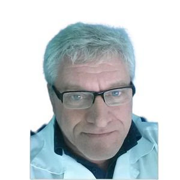 Коновалов Юрий Владимирович — Врач ЛФК, Пенза