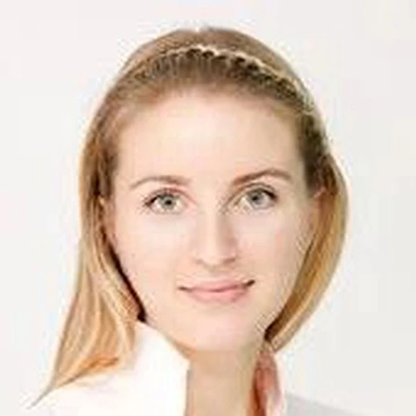 Попова Оксана Юрьевна — Врач-косметолог, Воронеж