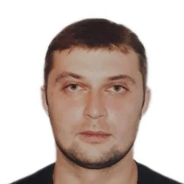 Гуж Денис Игоревич — Хирург, Магадан