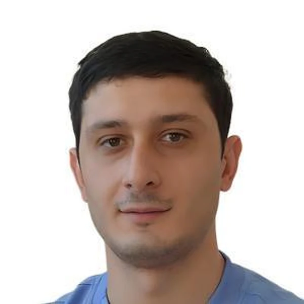 Султанов Заур Энверович — Хирург, Эндоскопист, Нарткала