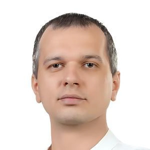 Гуньков Артем Сергеевич — Офтальмолог (окулист), Таганрог