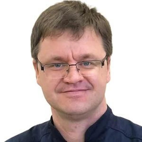 Бом Константин Георгиевич — Стоматолог-имплантолог, Стоматолог-хирург, Симферополь