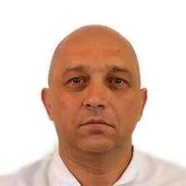 Черняков Владислав Владимирович — Ортопед, Травматолог, Снежинск
