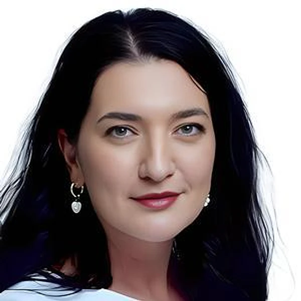 Карасева Кира Валериевна — Стоматолог-хирург, Санкт-Петербург