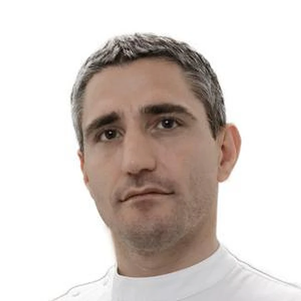 Зайпадинов Заур Зайпадинович — Стоматолог, Стоматолог-имплантолог, Санкт-Петербург
