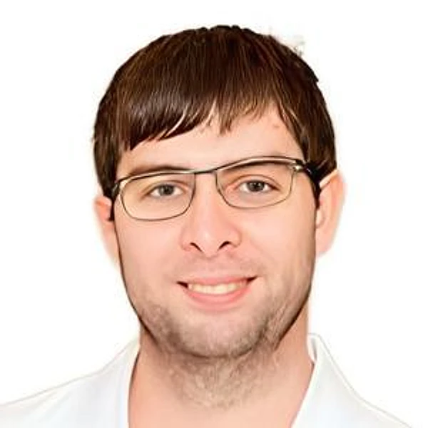 Хангишиев Тимур Абакарович — Стоматолог-имплантолог, Стоматолог-хирург, Москва