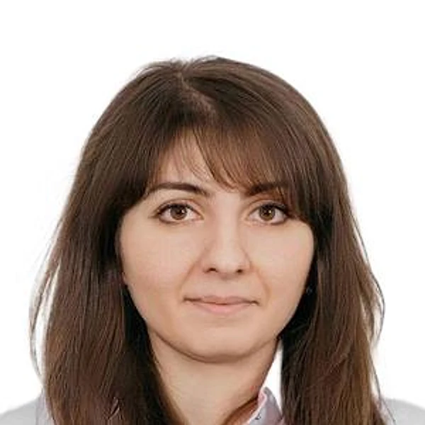 Фарсян Анна Гариковна — Офтальмолог (окулист), Лазерный хирург, Ставрополь