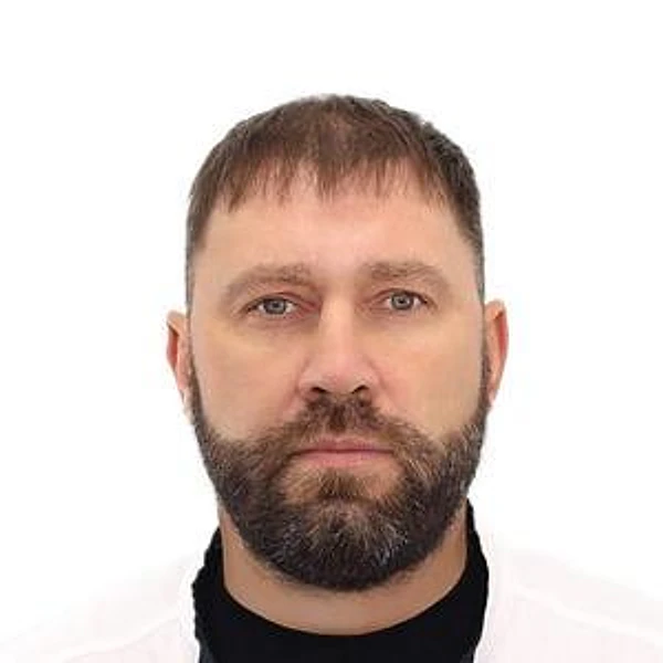 Толочко Денис Николаевич — Травматолог, Детский ортопед, Детский травматолог, Ортопед, Советская Гавань