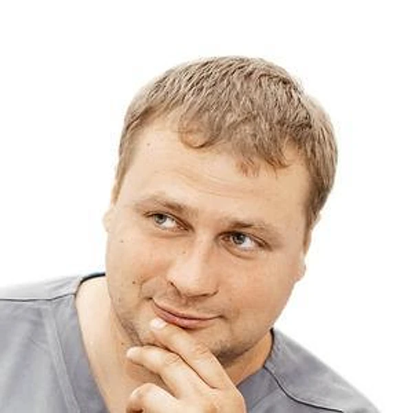 Вяткин Денис Алексеевич — Сосудистый хирург (ангиохирург), Флеболог, Барнаул