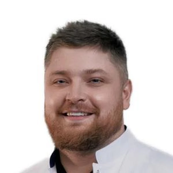 Лабухин Максим Павлович — Стоматолог-имплантолог, Москва