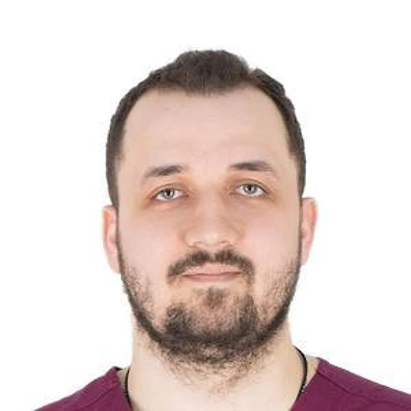 Семенков Владислав Александрович — Стоматолог-хирург, Сургут