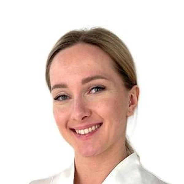 Молчанова Анна Сергеевна — Гнатолог, Стоматолог-ортодонт, Санкт-Петербург