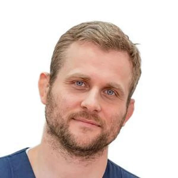 Сенин Кирилл Алексеевич — Стоматолог-ортопед, Стоматолог-имплантолог, Стоматолог-хирург, Санкт-Петербург