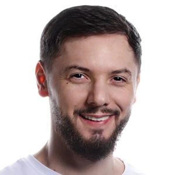 Кущиев Рустам Куруглиевич — Стоматолог-имплантолог, Сургут