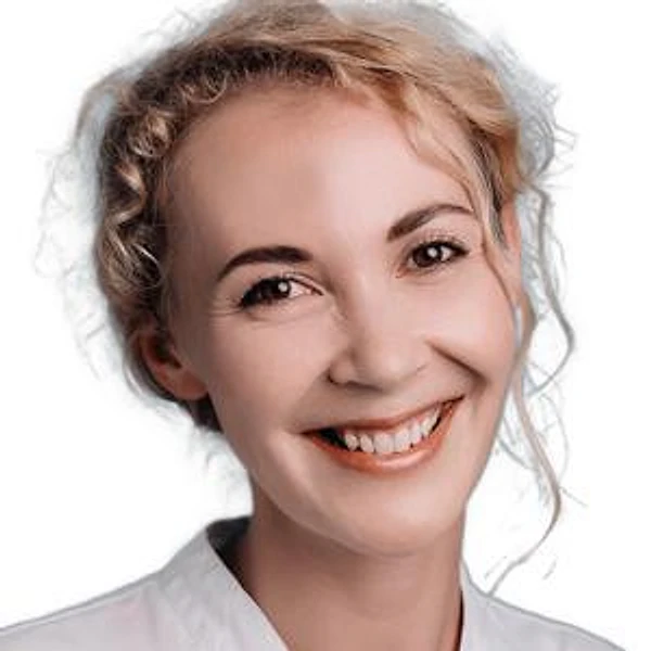 Бажанова Людмила Вячеславовна — Детский стоматолог, Стоматолог, Самара
