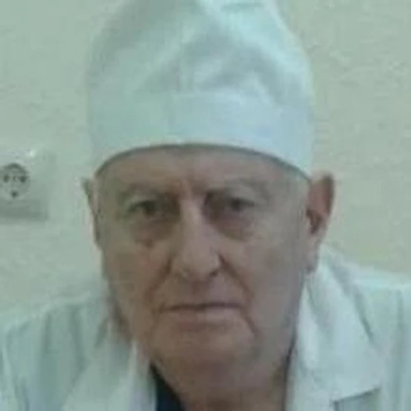 Караев Максим Темурканович — Хирург, Алагир
