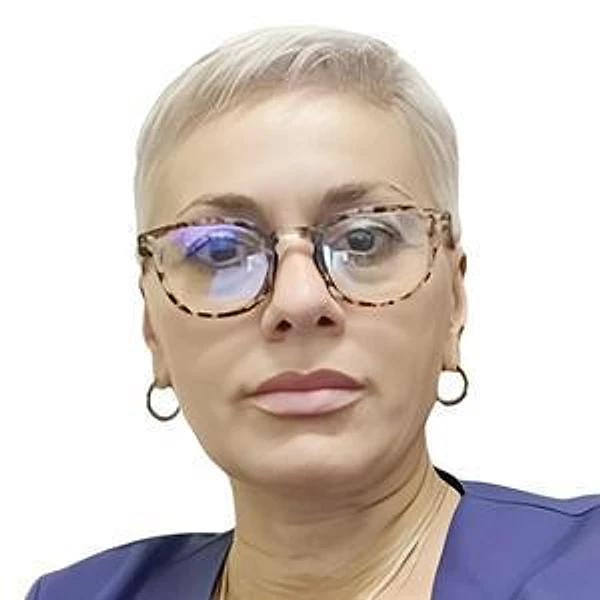 Козаева Яна Яковлевна — Хирург, Алагир