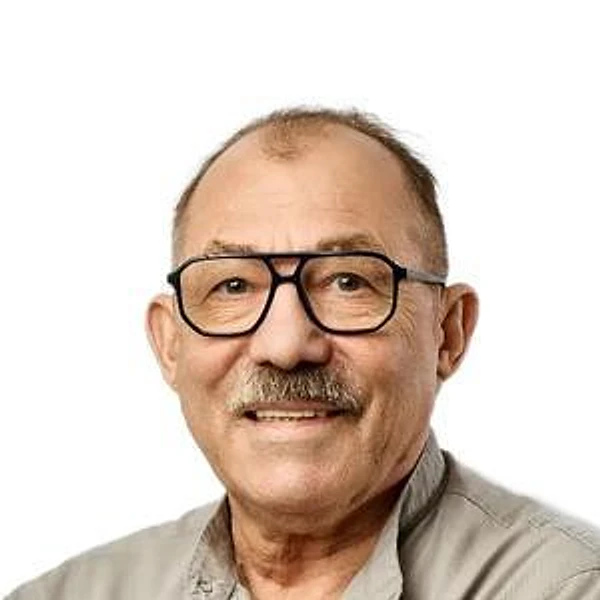 Глебов Михаил Александрович — Нейрохирург, Омск