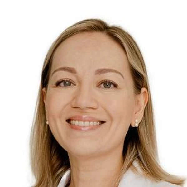 Янбекова Лия Евгеньевна — Врач-косметолог, Казань