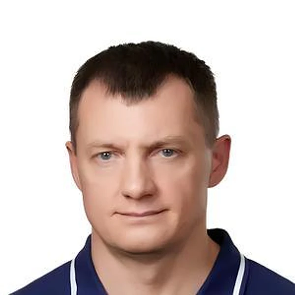 Кулезнев Роман Александрович — Проктолог (колопроктолог), Москва
