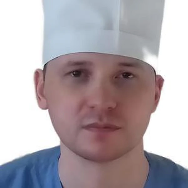 Мисловский Максим Владимирович — Анестезиолог-реаниматолог, Строитель