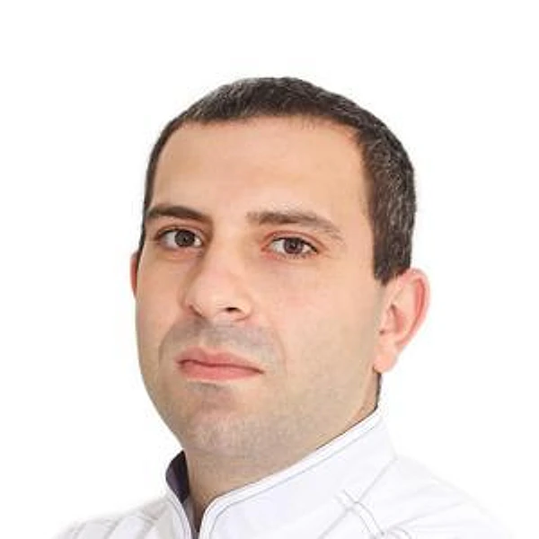 Уснунц Юрий Камович — Стоматолог-имплантолог, Стоматолог-хирург, Пятигорск