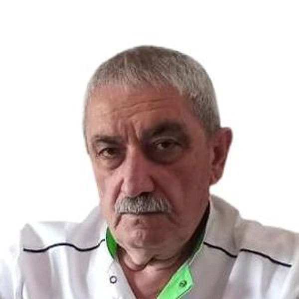 Худалов Руслан Ахсарбекович — Травматолог, Вертебролог, Мануальный терапевт, Ортопед, Майкоп