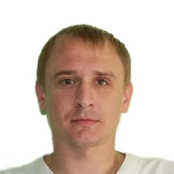 Белаш Максим Владимирович — Стоматолог-хирург, Красногорск