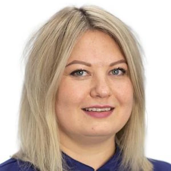 Кривокорытова Елена Юрьевна — Стоматолог, Стоматолог-гигиенист, Киров