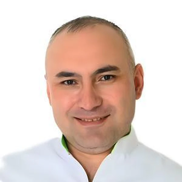 Агаджанян Вреж Шамирович — Стоматолог-имплантолог, Стоматолог-хирург, Москва