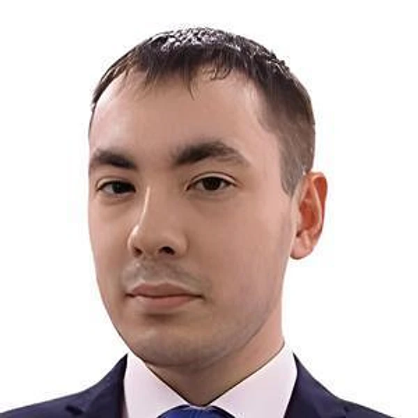 Янгиров Алмас Сулпанович — ЛОР, Уфа