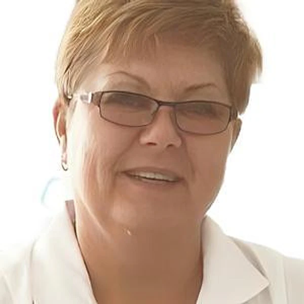 Абдуллина Ирина Юрьевна — Стоматолог, Серпухов
