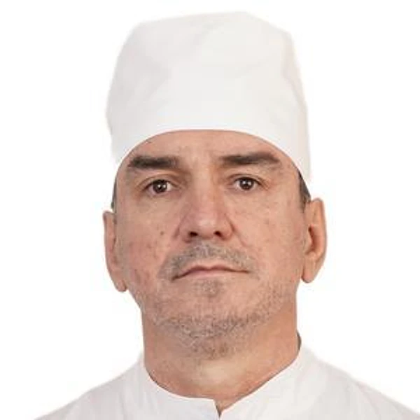 Мутиев Адам Вахидович — Стоматолог, Грозный