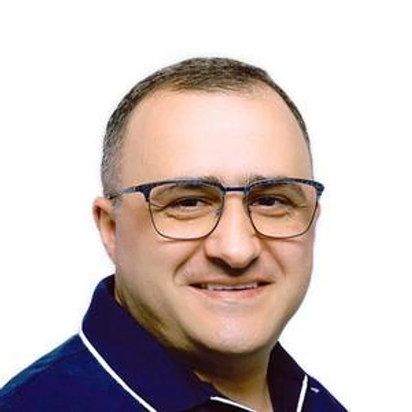 Маргарян Зограб Самвелович — Стоматолог-ортопед, Стоматолог-имплантолог, Стоматолог-хирург, Москва