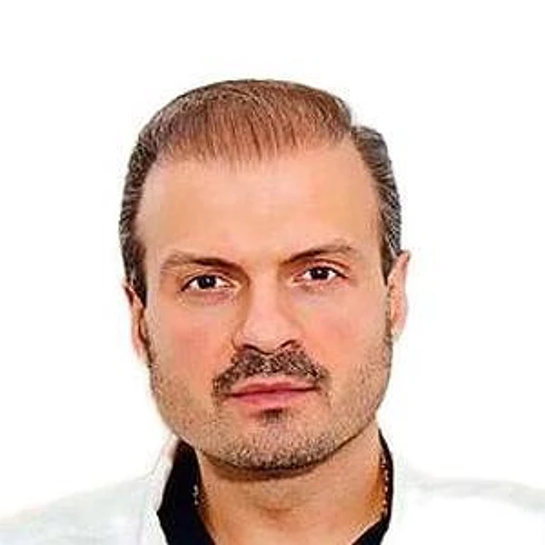 Соломахин Антон Евгеньевич — Флеболог, Врач УЗИ, Сосудистый хирург (ангиохирург), Хирург, Москва