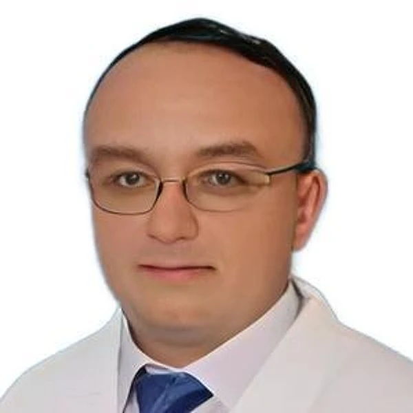 Зайнутдинов Роман Раисович — Терапевт, Врач общей практики (семейный врач), Подольск