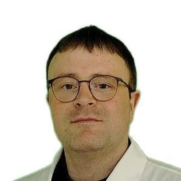 Комаров Андрей Владимирович — Малоинвазивный хирург, Врач УЗИ, Сосудистый хирург (ангиохирург), Петропавловск-Камчатский