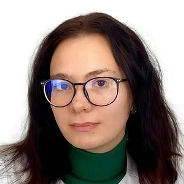 Коломникова Алина Викторовна — Терапевт, Врач общей практики (семейный врач), Тамбов