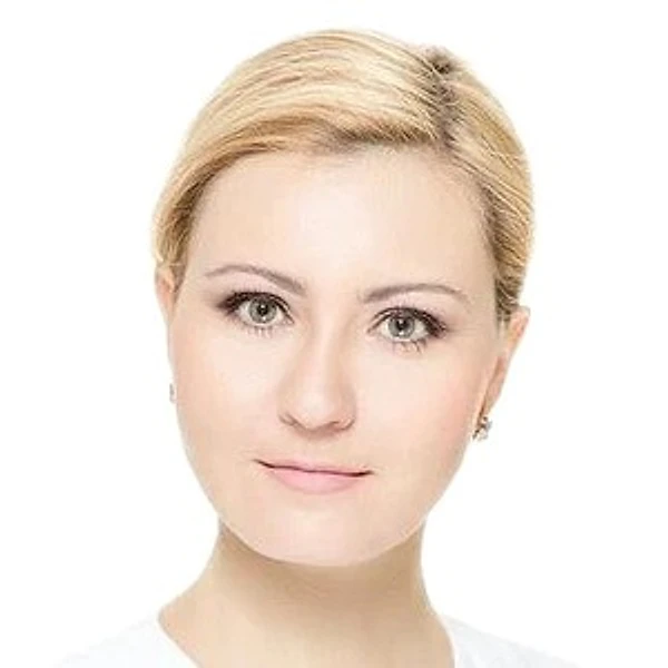 Скрылова Ксения Алексеевна — Дерматолог, Томск
