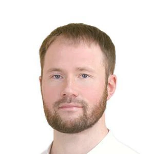 Варнавский Илья Александрович — Офтальмолог (окулист), Офтальмолог-хирург, Южно-Сахалинск
