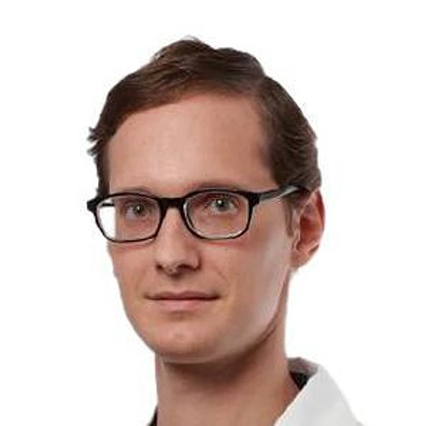 Молчанов Иван Сергеевич — Врач ЛФК, Реабилитолог, Спортивный врач, Физиотерапевт, Москва